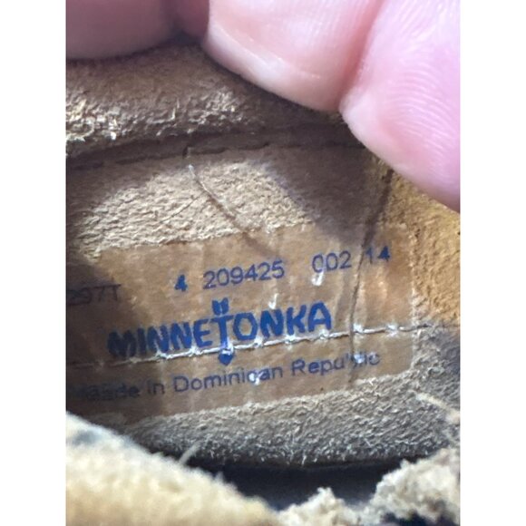 Minnetonka Baby Fringe Booties Size‎ 4 Tan Suede Moccasins With Rubber Soles - Picture 5 of 7